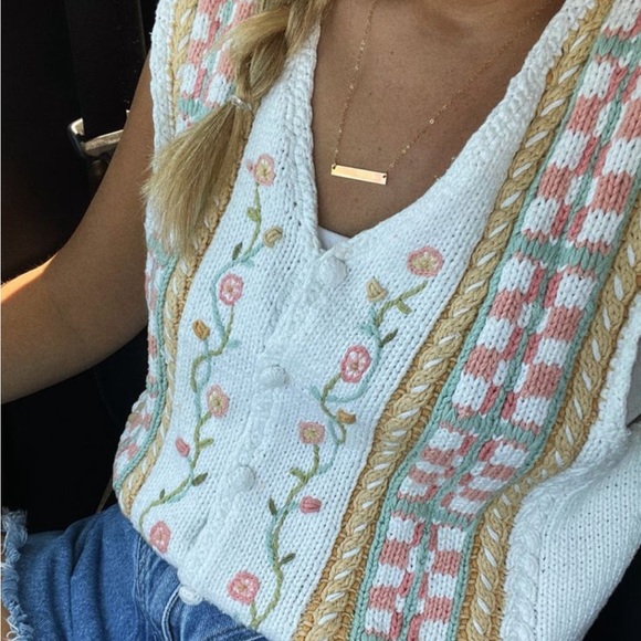 BUNDLE ALERT!✨ - Picture 2 of 5